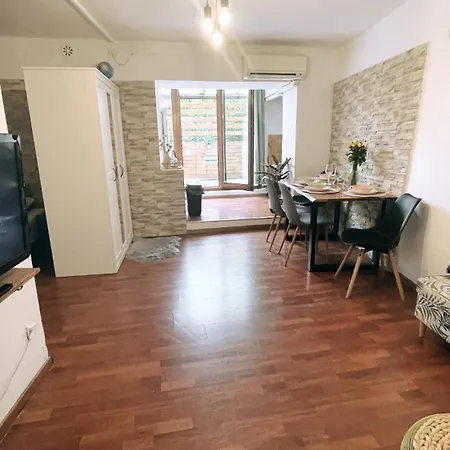 Apartman Apartma Ella *