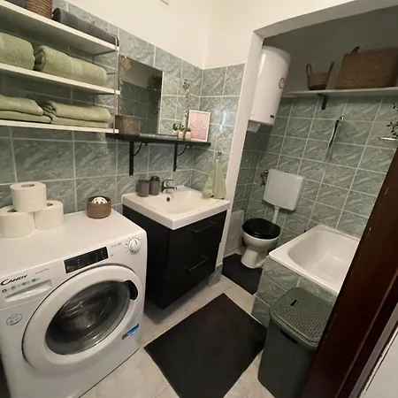 Apartma Ella Appartamento