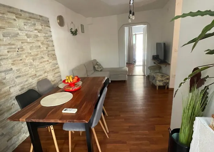 Apartma Ella شقة كوبر